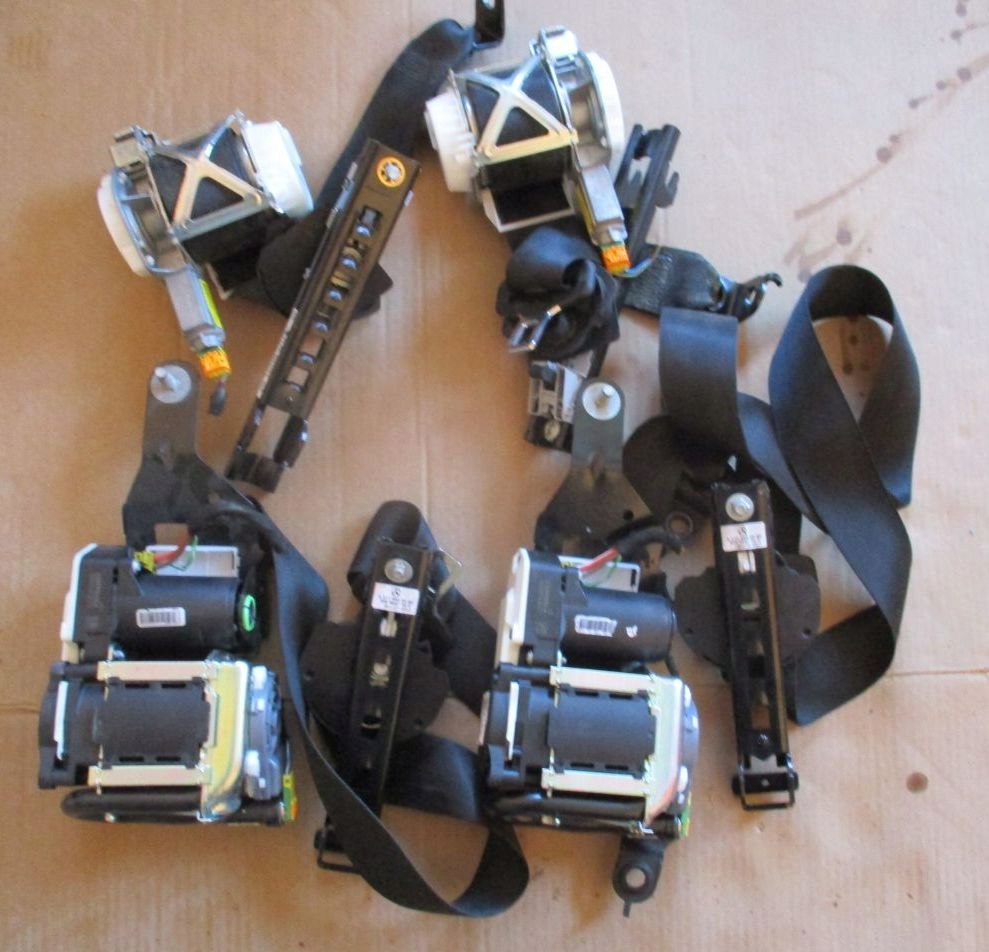 фото №1, Mercedes e w212 pas ремені безпеки + повзунки