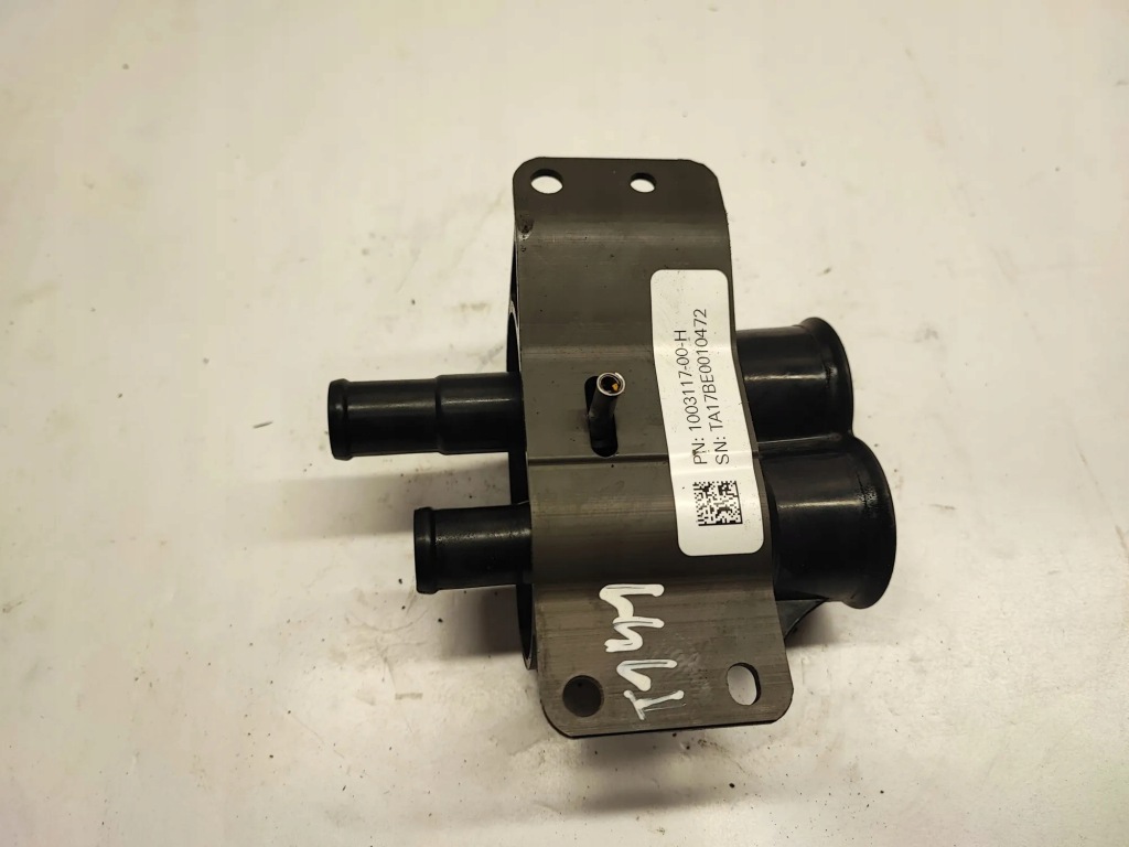 Купить Клапан радиатора отопителя tesla model x 100311700h electric 385kw 2017