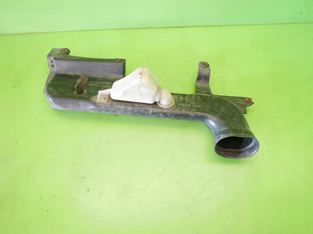 Впуск воздухозаборник труба воздуха mazda xedos 6 2.0 v6 в Украине