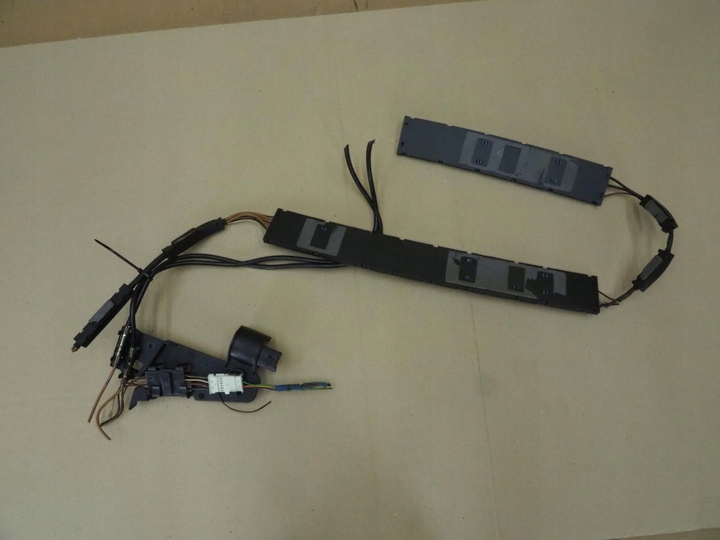 Купити Антена підсилювач mercedes w203 w209 2038203489
