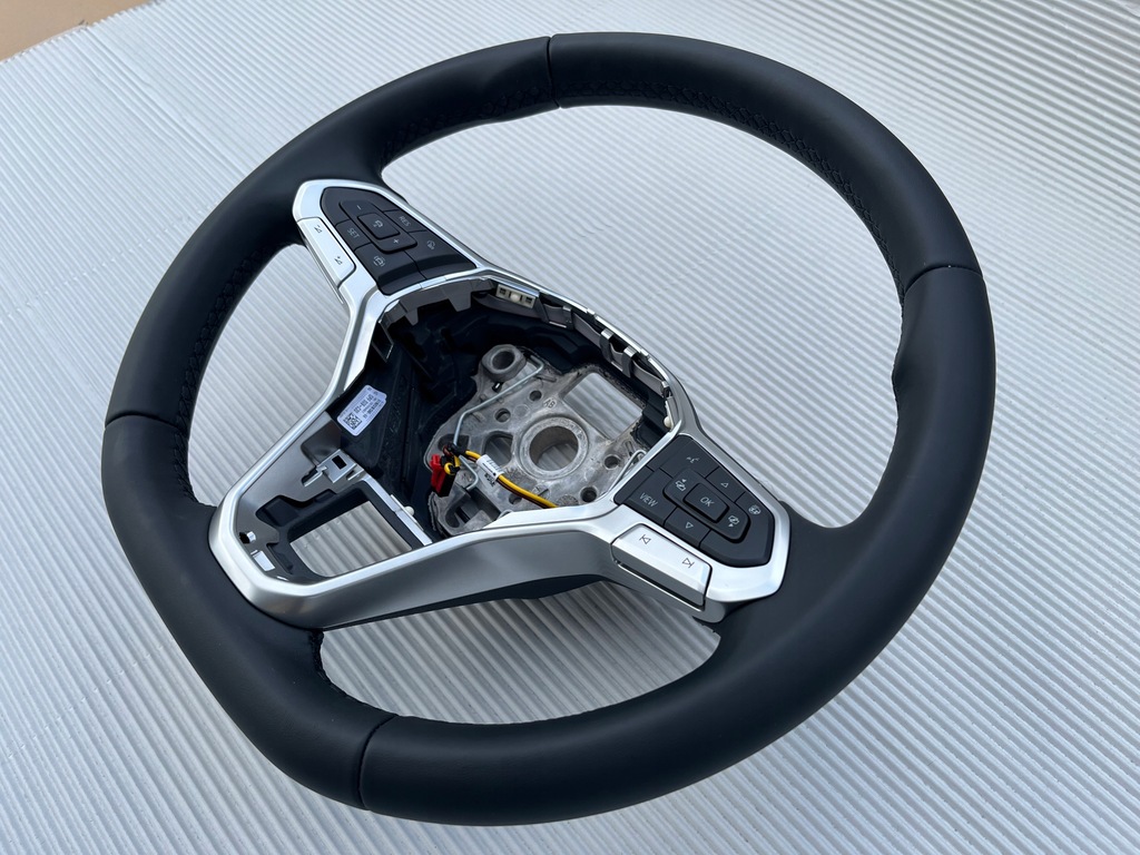 фото №10, Vw golf 8 воздуховод кожа с подогревом hurt