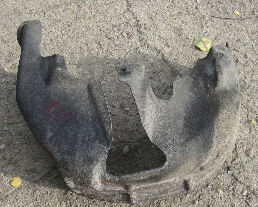 фото №1, Vw jetta 1.4 tsi 07r подкрылок правый задняя