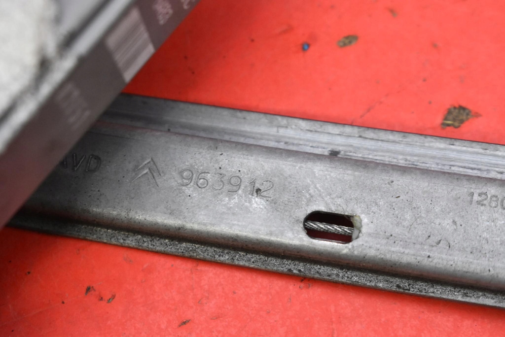 фото №7, Підйомник скло правий перед eu 400618f citroen c3 1 i 5d hb 02-10