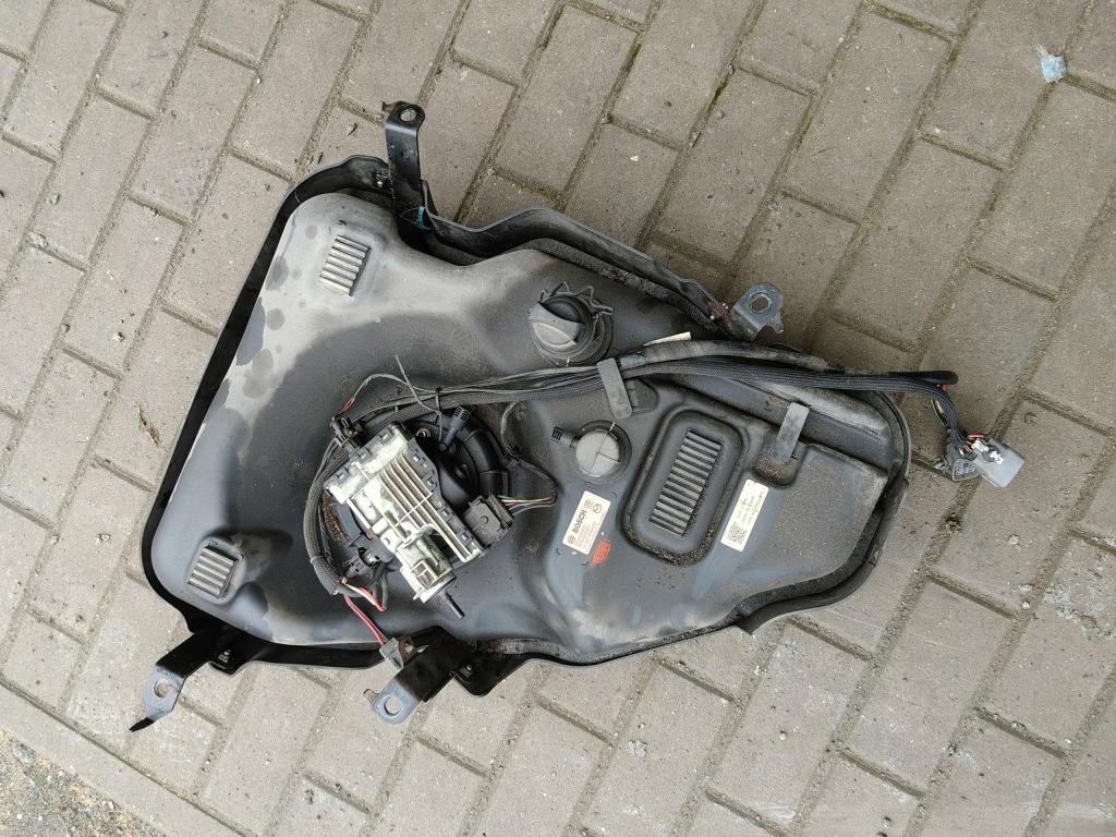 фото №5, Mazda cx-7 2.2 mzr дизель бак adblue r2ax202g0 kompletny!!!