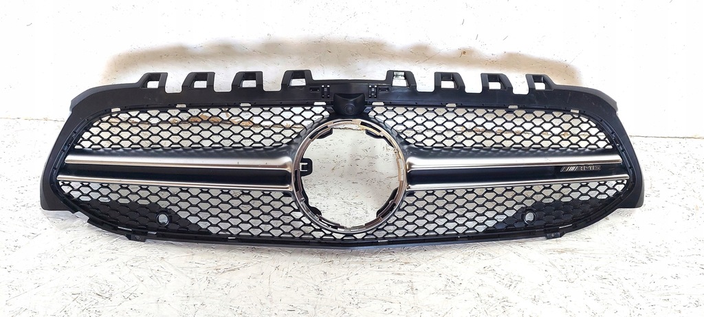 фото №1, Mercedes w177 35amg решётка радиатора решётка радиатора передняя хром оригинал