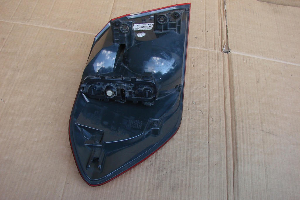 фото №13, Лампа задняя правая угловая bmw 2 f45 eu