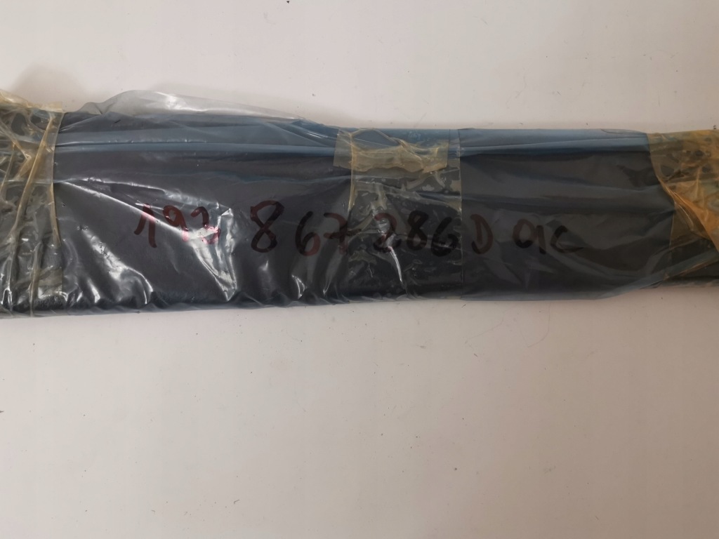 фото №1, Обшивка стойка b vw golf jetta 193867286d