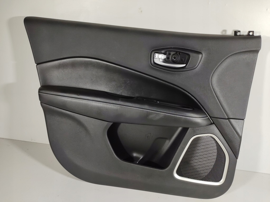 фото №8, Jeep compass 17r- обшивка двері перед лівий uk