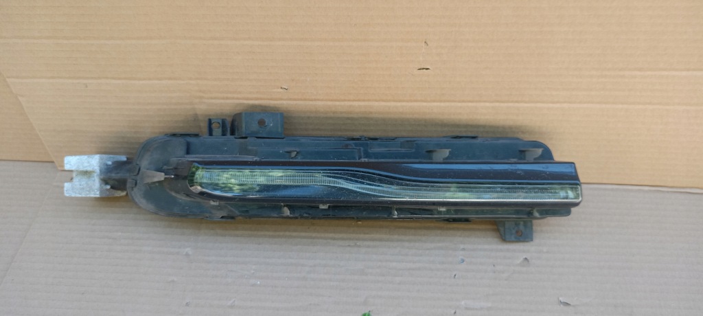Купить Противотуманная фара правый led drl volvo v40 2 2 12-19rok 31290579 7230400001 оригинал