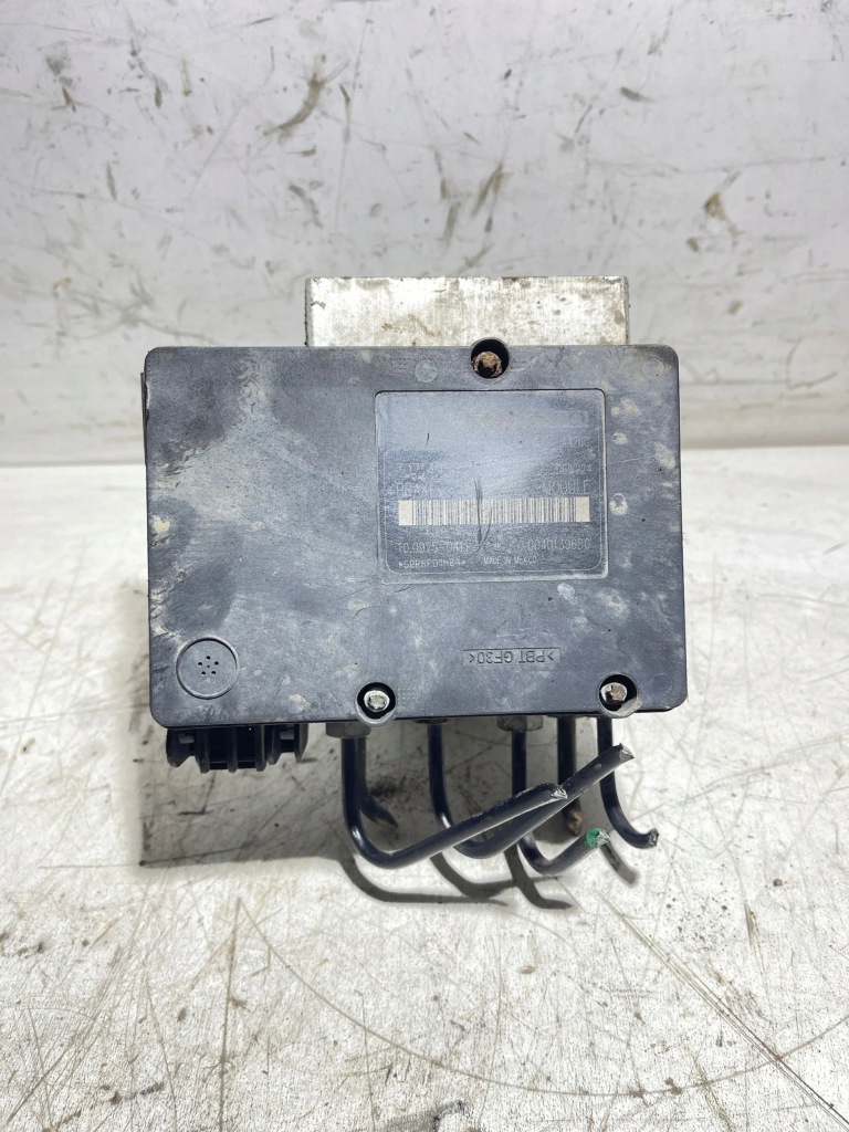 Купити Насос abs volvo xc90 2.4 30714956