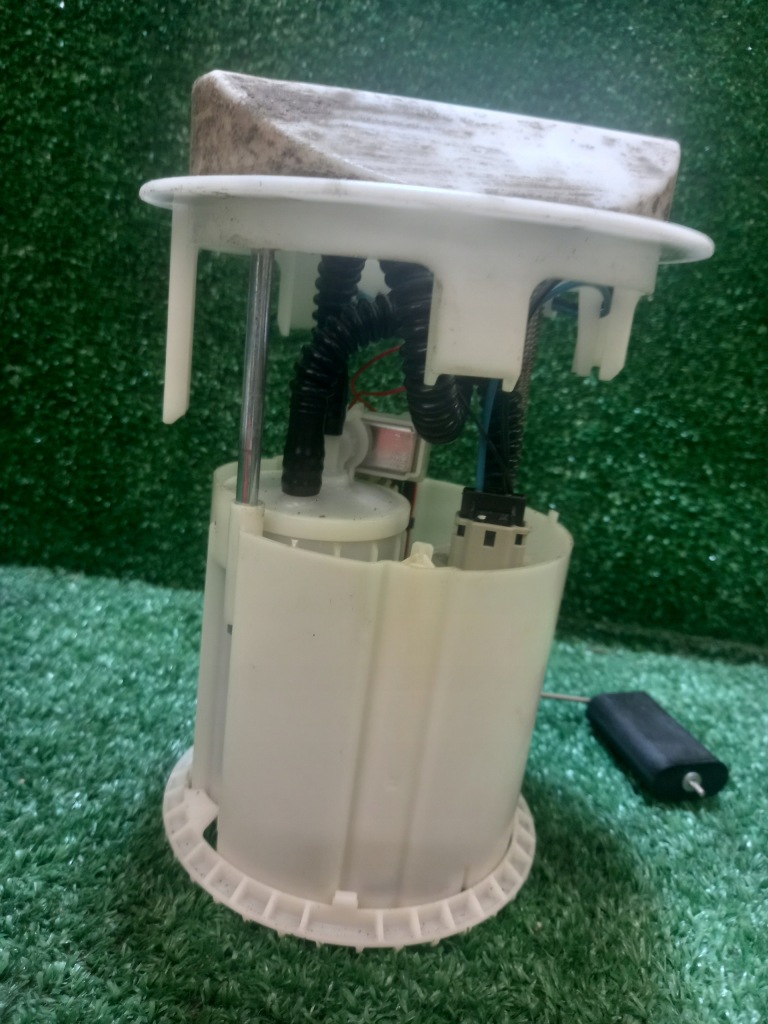 Насос топлива citroen c3 9638566180 с Разборки