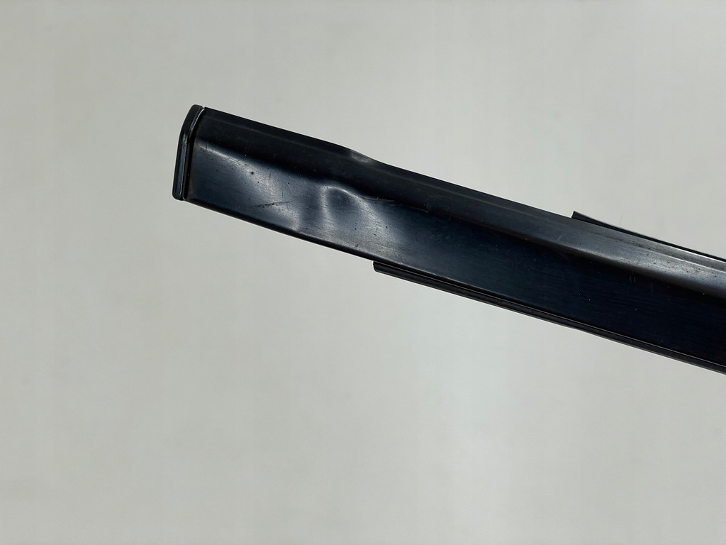 фото №4, Молдинг уплотнитель дверь l200 правый перед 06-15