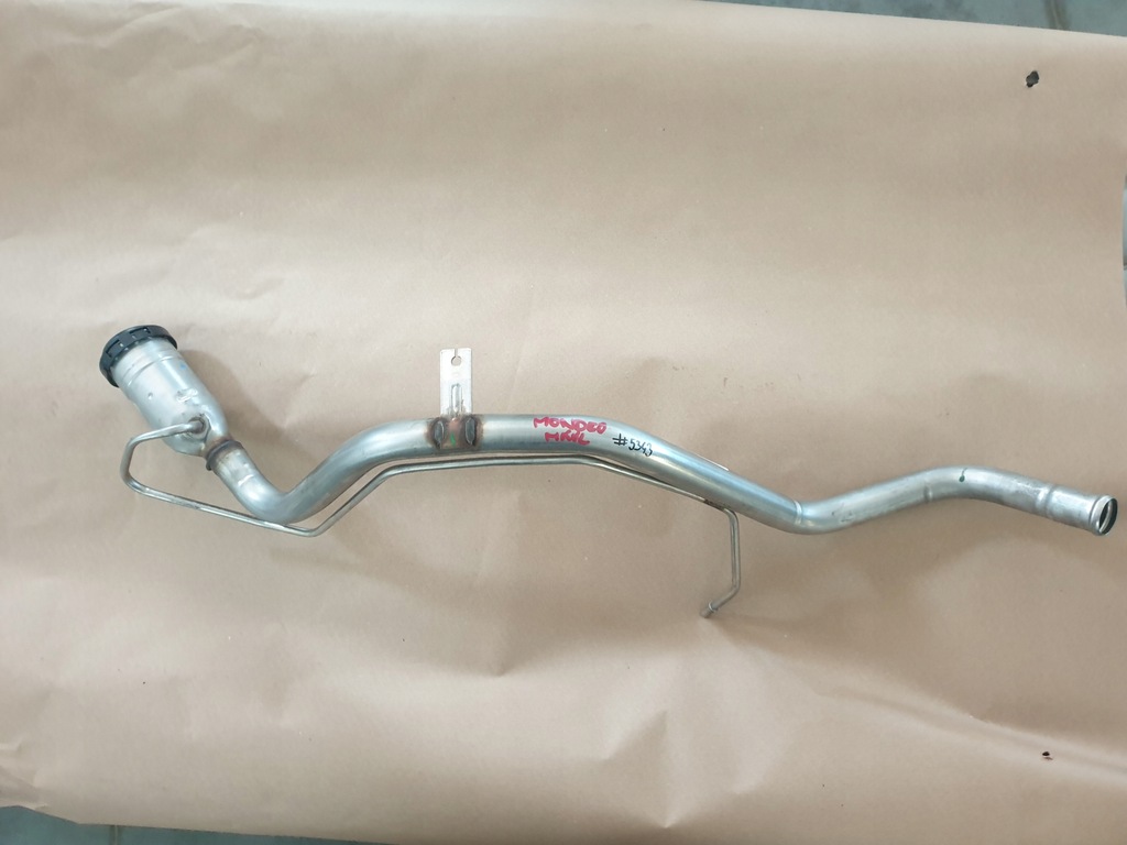 фото №3, Ford fusion mk5 usa заливна горловина пального труба пального