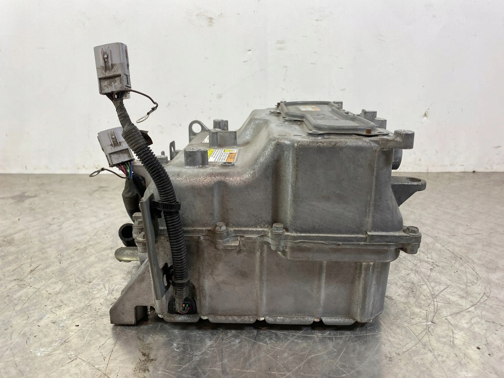 фото №14, 2015 mitsubishi outlander inwerter/przetwornica напряжения cz1314013858