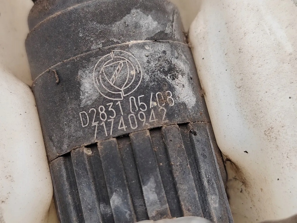 фото №7, Alfa romeo brera бак жидкость do омывателя стекло передней / лобовое