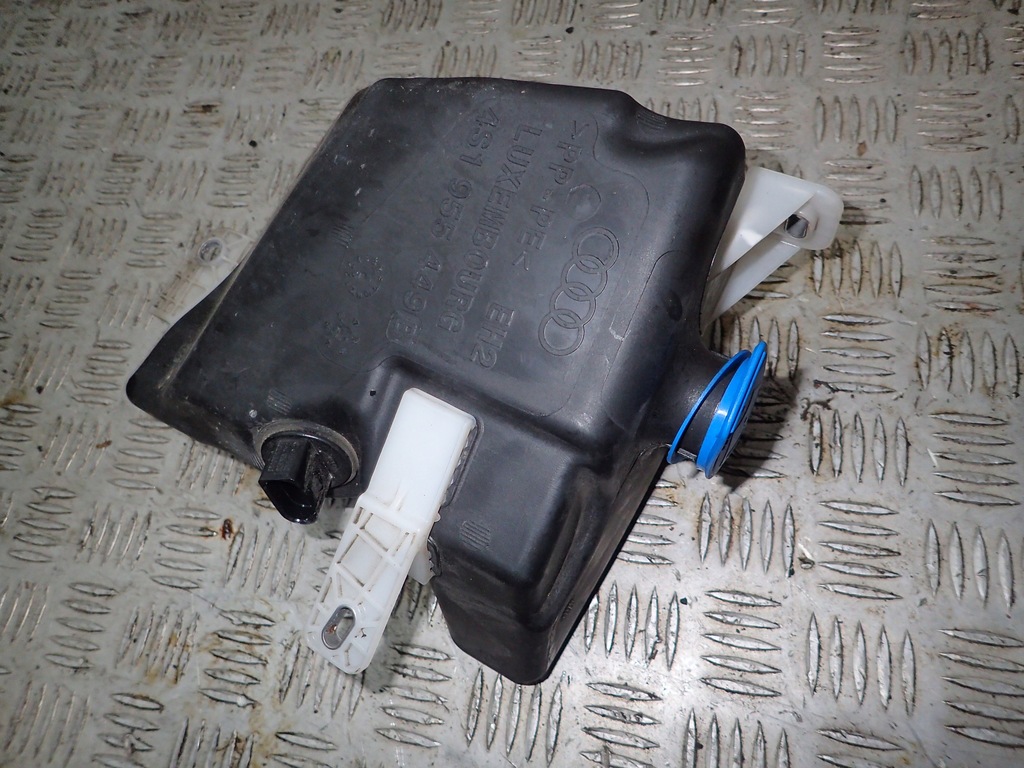 фото №1, Audi r8 4s бачок распылителя 4s1955449b