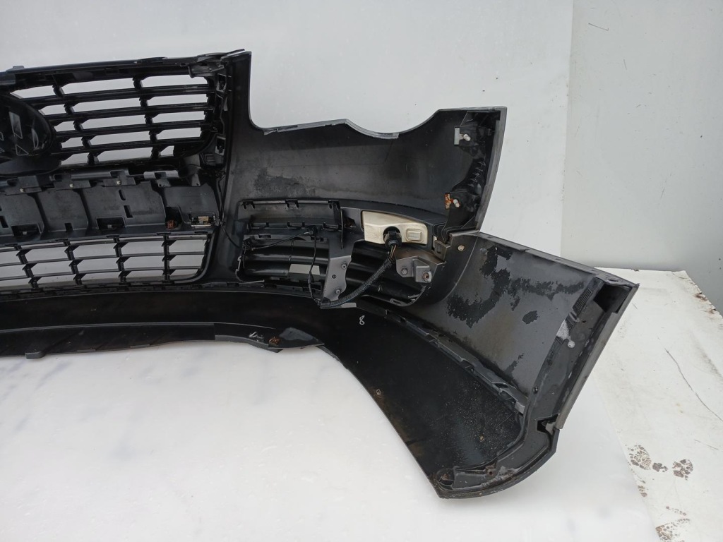 Бампер перед передний решётка  volkswagen passat b6 szary 3c0807221 с Разборки