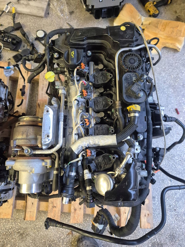 фото №1, Двигатель peugeot 308 1.6 thp