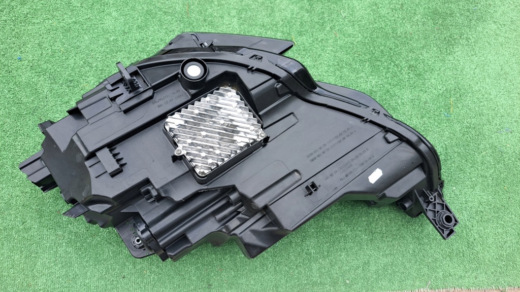 фото №4, Audi a3 8y0 full led лампа передняя kpl