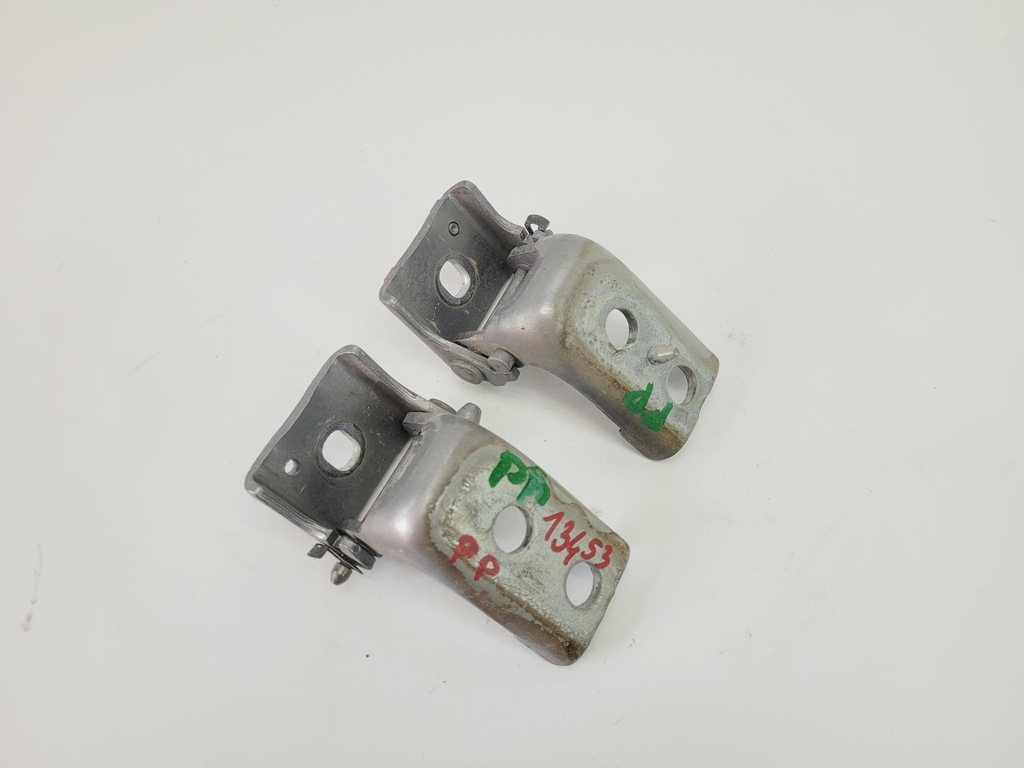 фото №1, Петлі двері правий перед peugeot partner iv