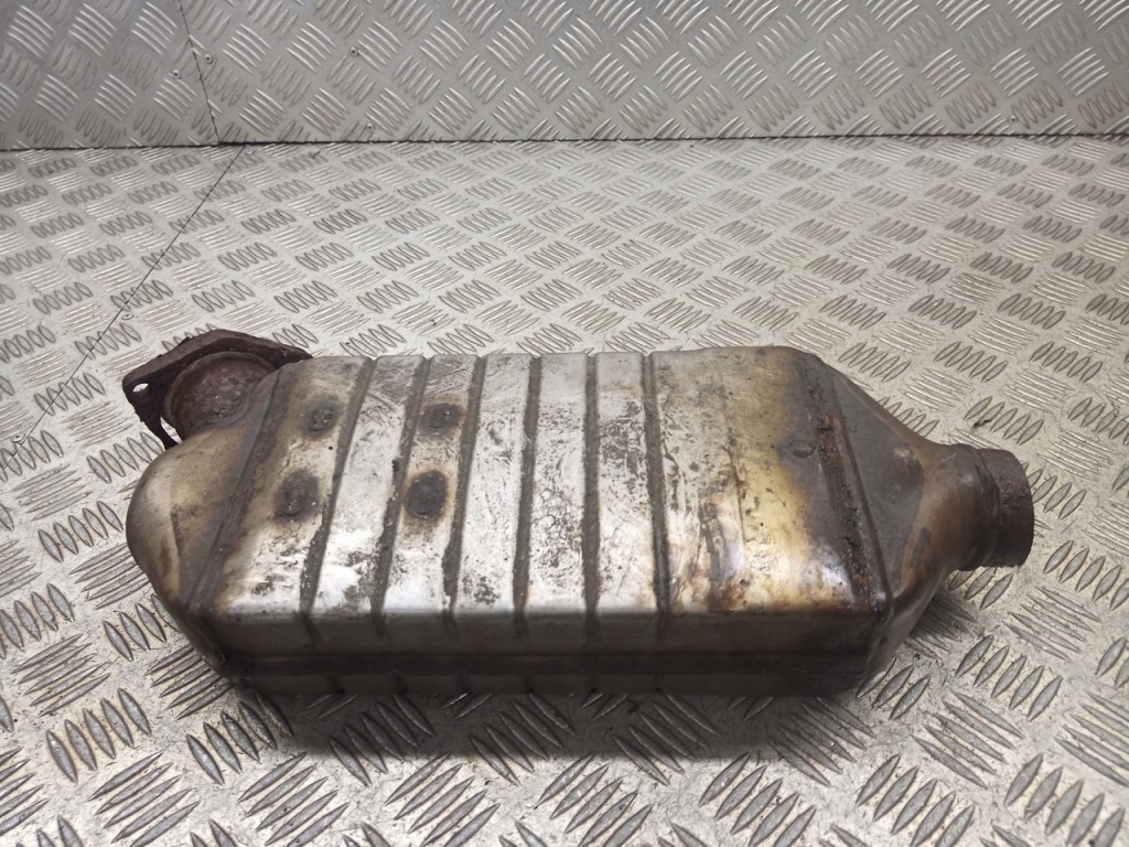 фото №1, Каталізатор замінник bmw e 46 2.0 kba17105