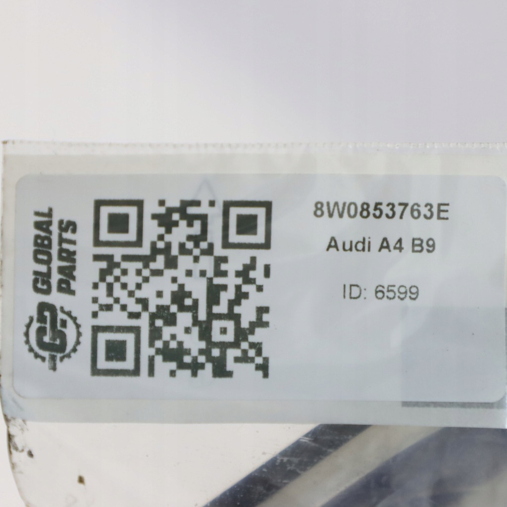 фото №13, Audi a4 b9 audi a4 b9 молдинг уплотнитель стекло дверь левый задняя 8w0853763e