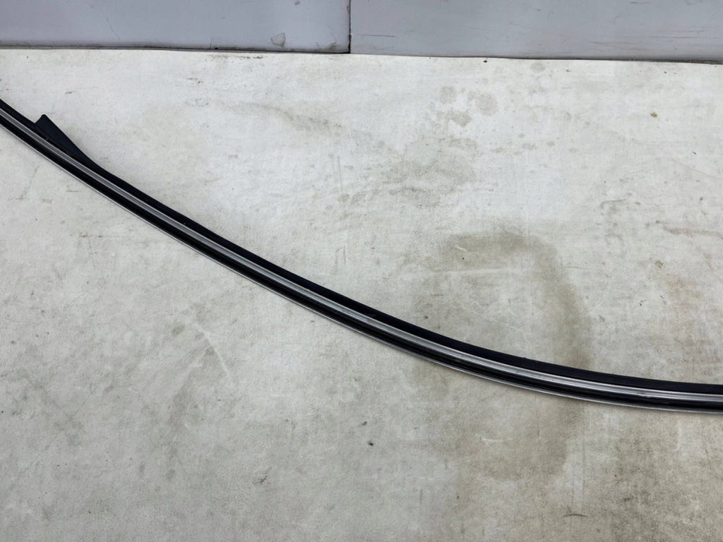 фото №15, Молдинг bmw e92 coupe 04-12r. ліва бічна накладка дах кузовна декоративна