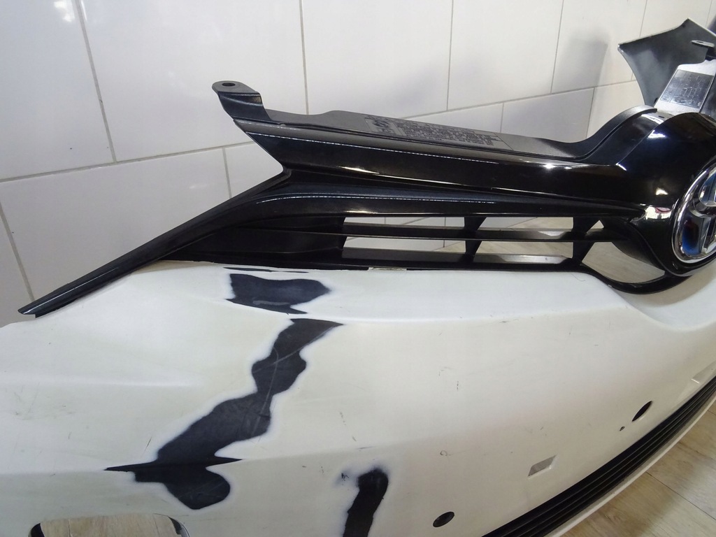 фото №13, Toyota auris e180 2016 с передний бампер передний