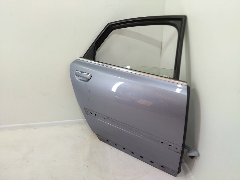 фото №8, Дверь правый задняя задние audi a8 d3