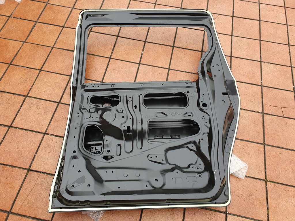 фото №14, Toyota sienna 2010-20 дверь задние правое