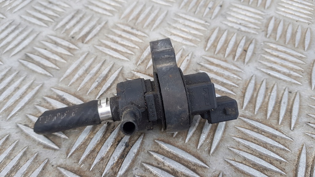 фото №8, Mercedes w163 електроклапан вакууму 1634700493