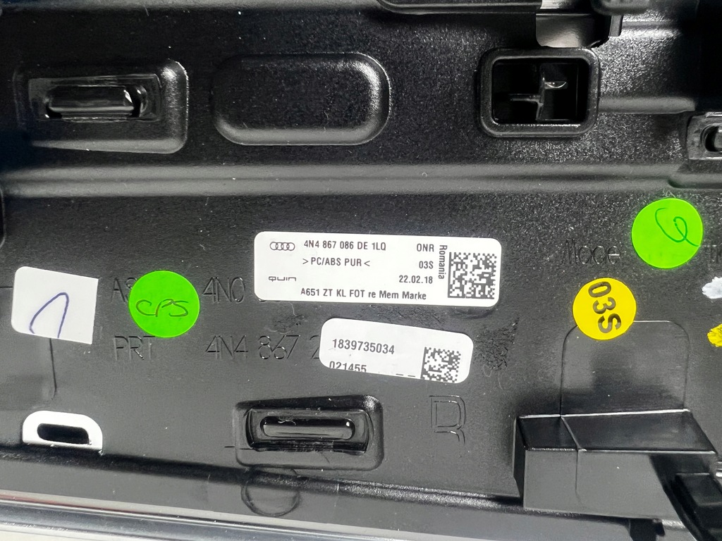 фото №9, Декоры накладки декоративные дверь audi a8 s8 d5 4n long black piano 4n4867086 1lq