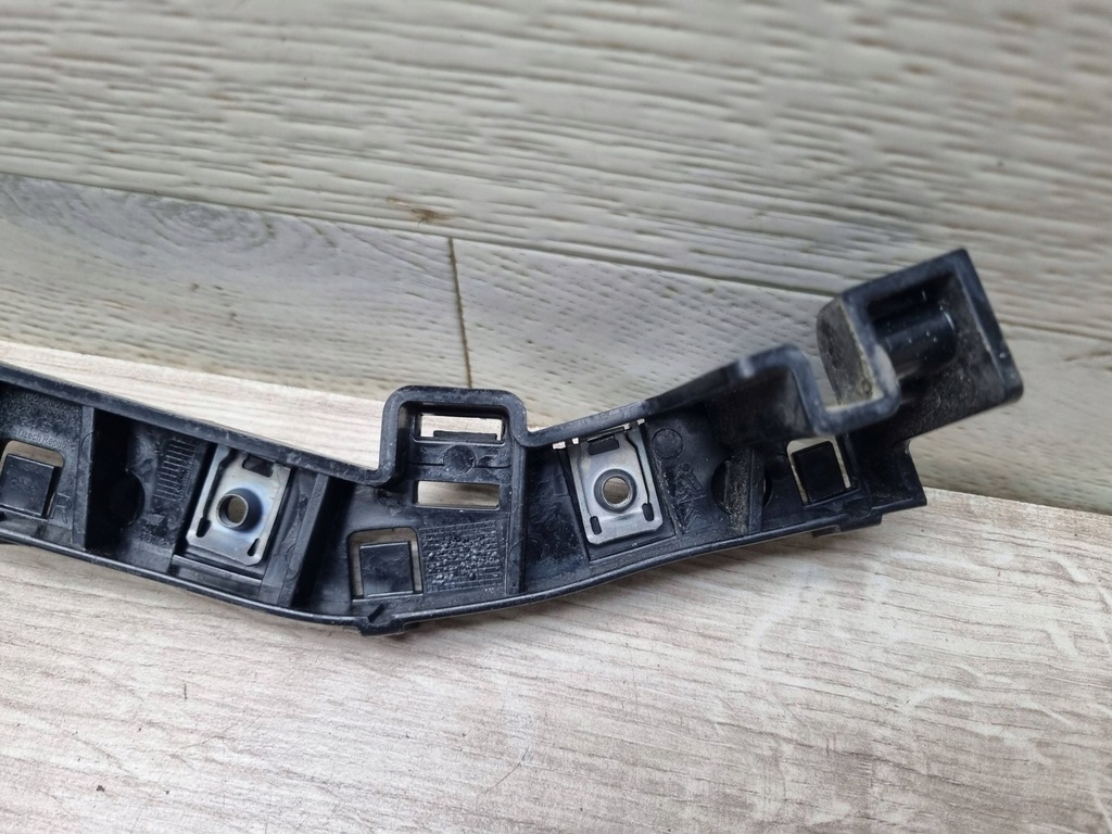 фото №6, Citroen c3 2019 перед сторона правая элементы крепёжные