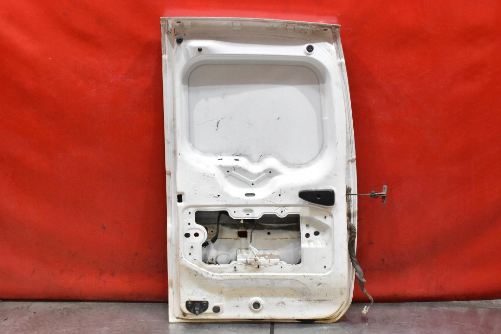 Дверь задние левая крыло белый dacia dokker 1 1 рестайлинг  17-21 Оригинал