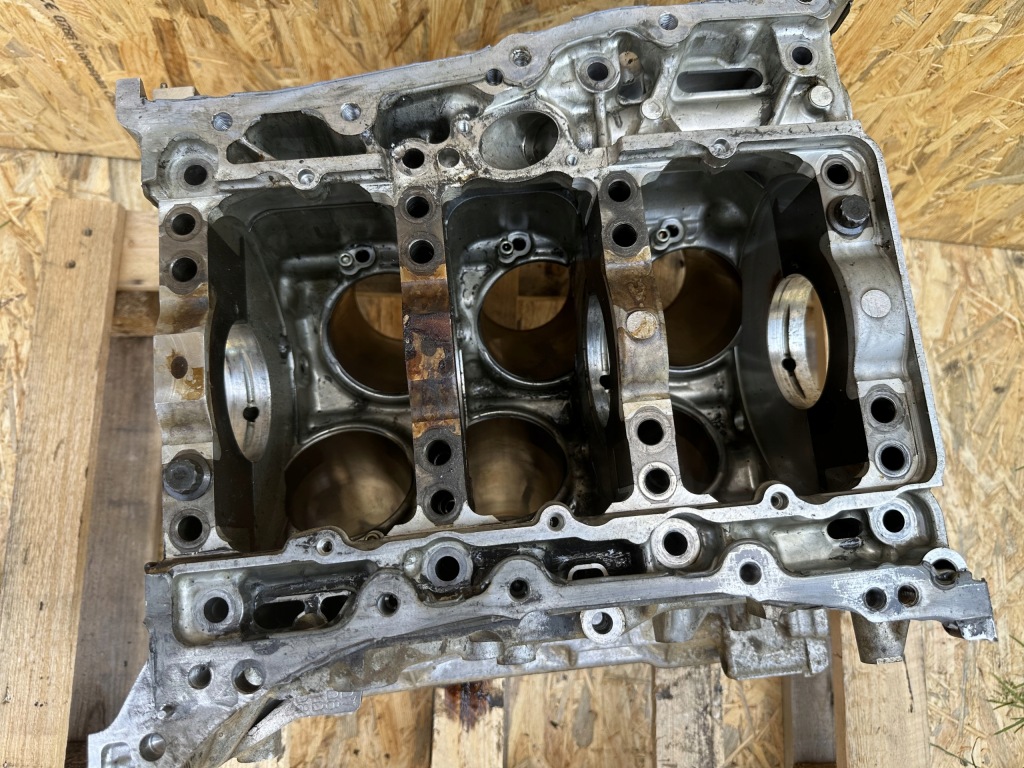 Блок двигателя toyota tundra 3.5 v35a 2022- Оригинал