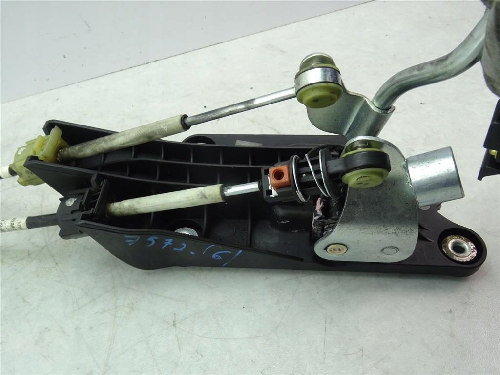 фото №10, Механізм перемикання передач троси домкрат mazda 3 1.6citd 2003-2009r
