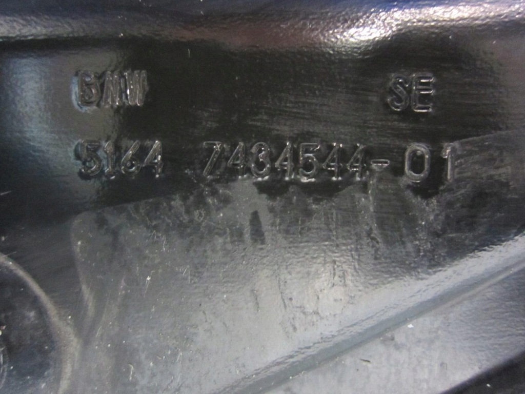 Bmw x1 f48 b46 2.8 підсилювач передній балка радіатор ремінь впуск 51117342438 Ціна