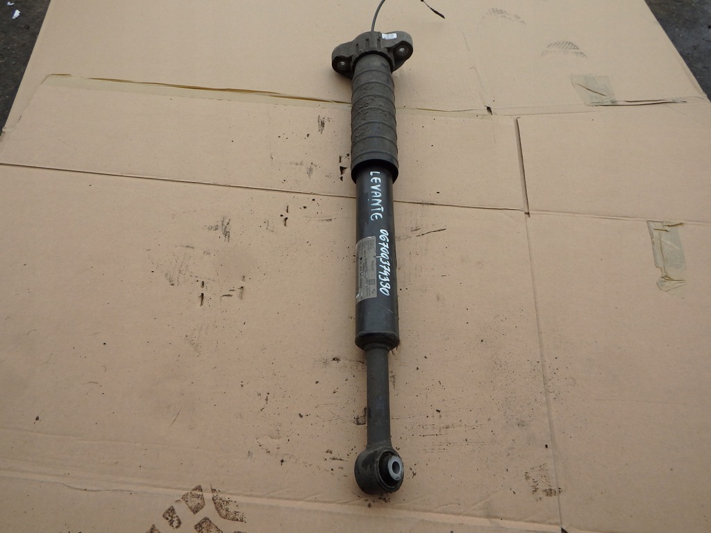 фото №1, Амортизатор задний maserati levante 06700374390