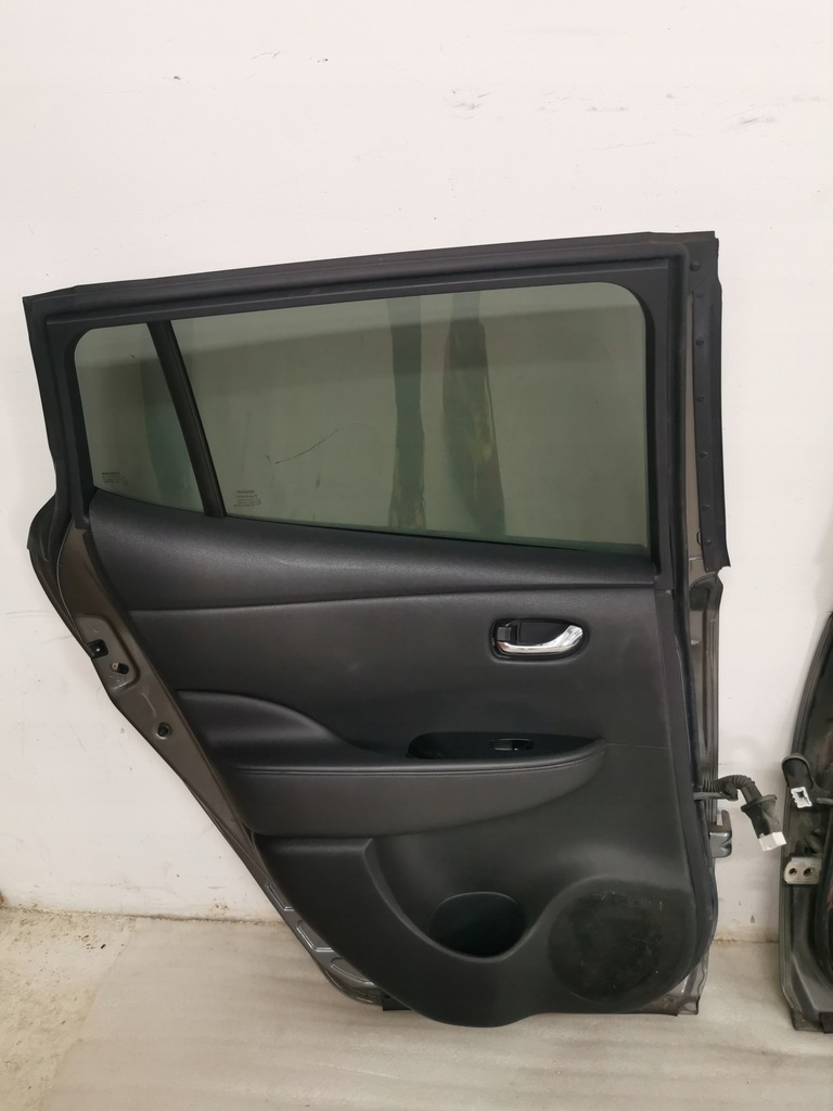 фото №12, Дверь передние правое задняя l,r nissan leaf kad