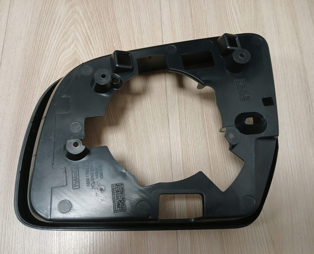 фото №4, Ford ranger v 11-22r. корпус рамка правого зеркало оригинальный номер