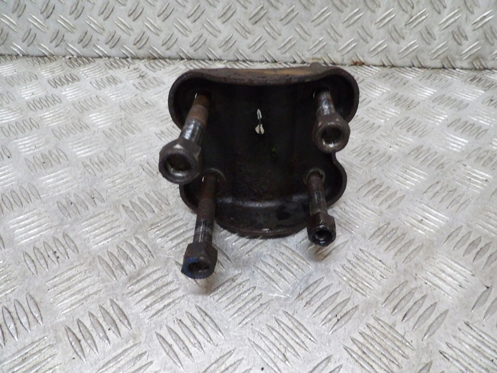 фото №5, Nissan navara d40 2.5 dci кронштейн рессора кронштейн кронштейн скоба