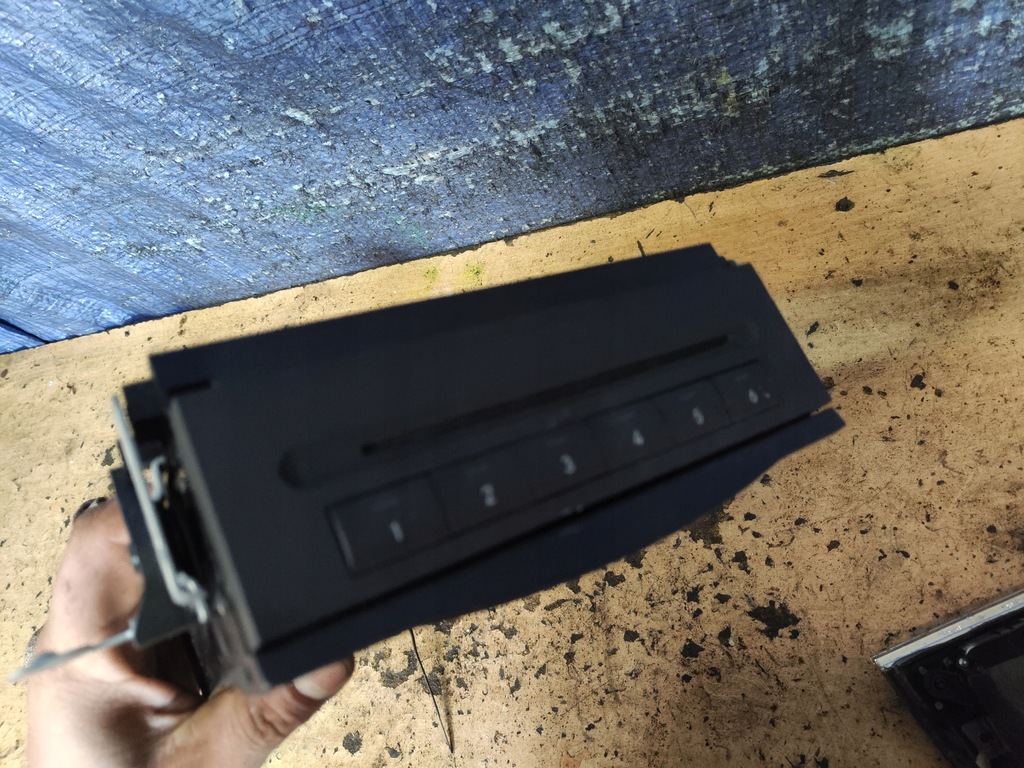 фото №1, Mercedes w251 r klasa чейнджер дисков