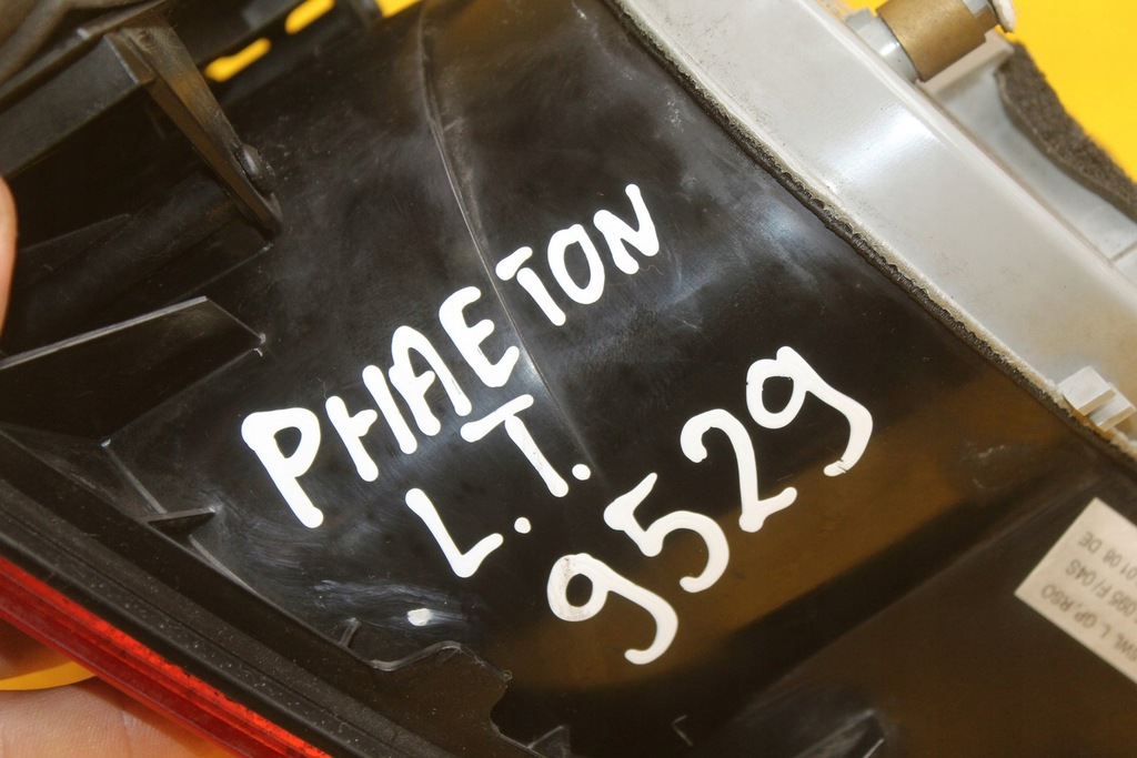 фото №9, Лампа задняя задняя левая w крыло vw phaeton 3d0945096f
