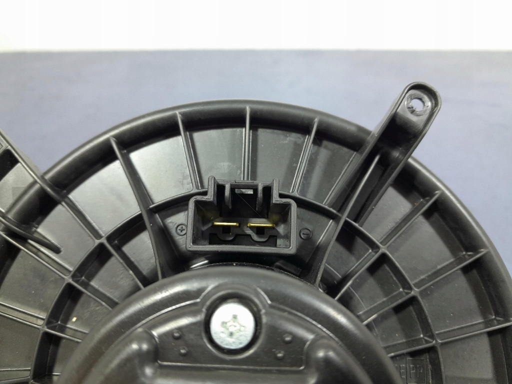 фото №4, Dodge challenger iii lift 15- повітродувка повітря обігрівача ay272700-6341