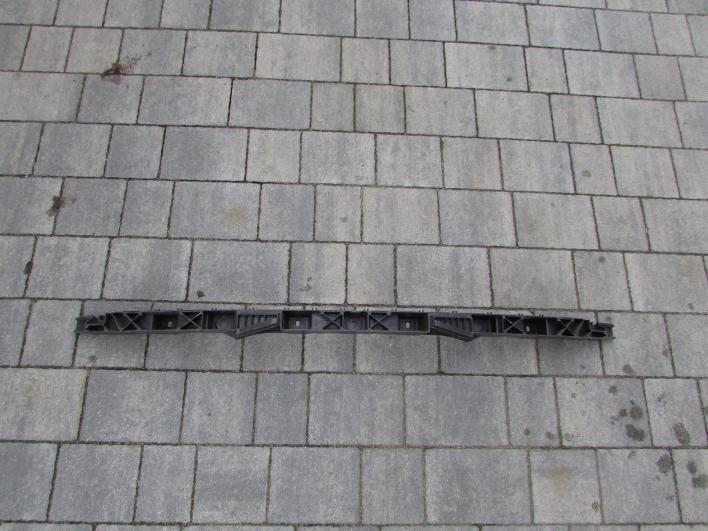 Купити Audi a6 напрямна задня 4g9807458