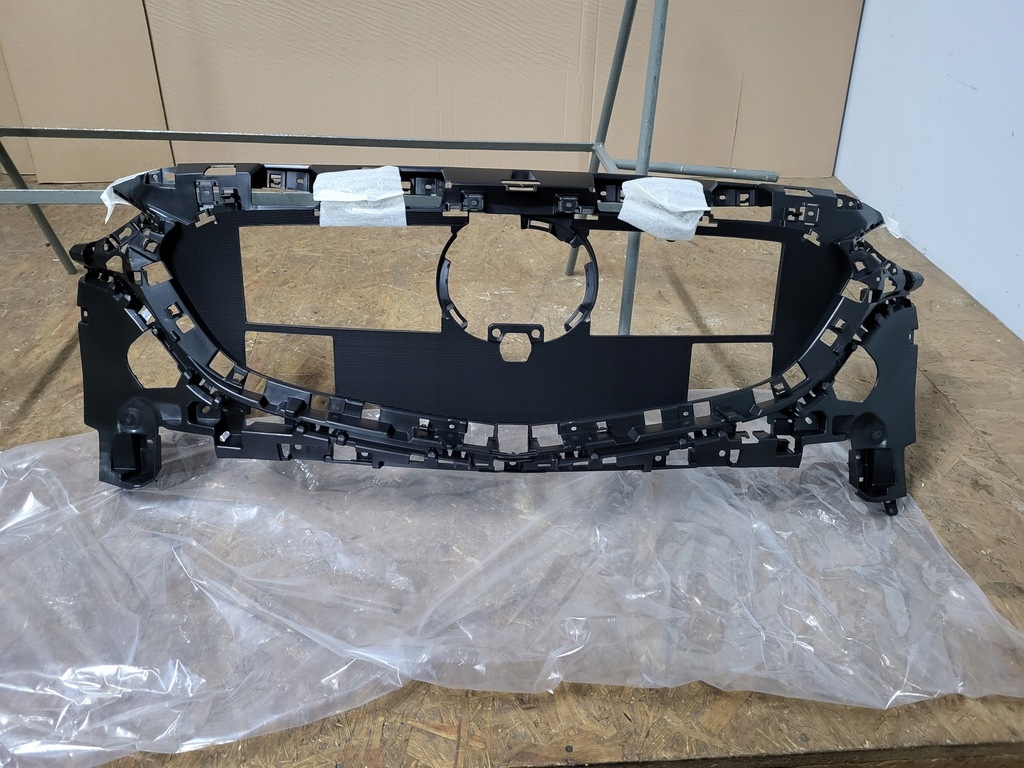 фото №1, Mazda 6 gj lift 18r-- решітка радіатора решітка радіатора передня перед