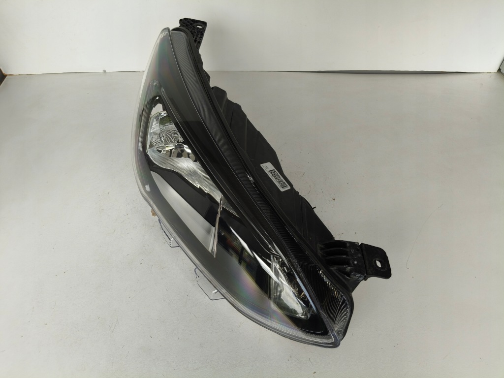 Фара правый  фара ford focus mk4 18- led Доставка