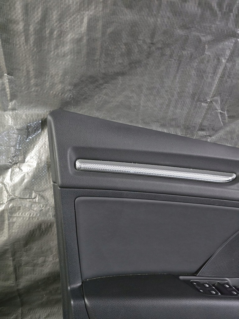 фото №12, Audi a3 s3 8v sline 2017 перед сторона ліва обшивки двері 8v4867105b