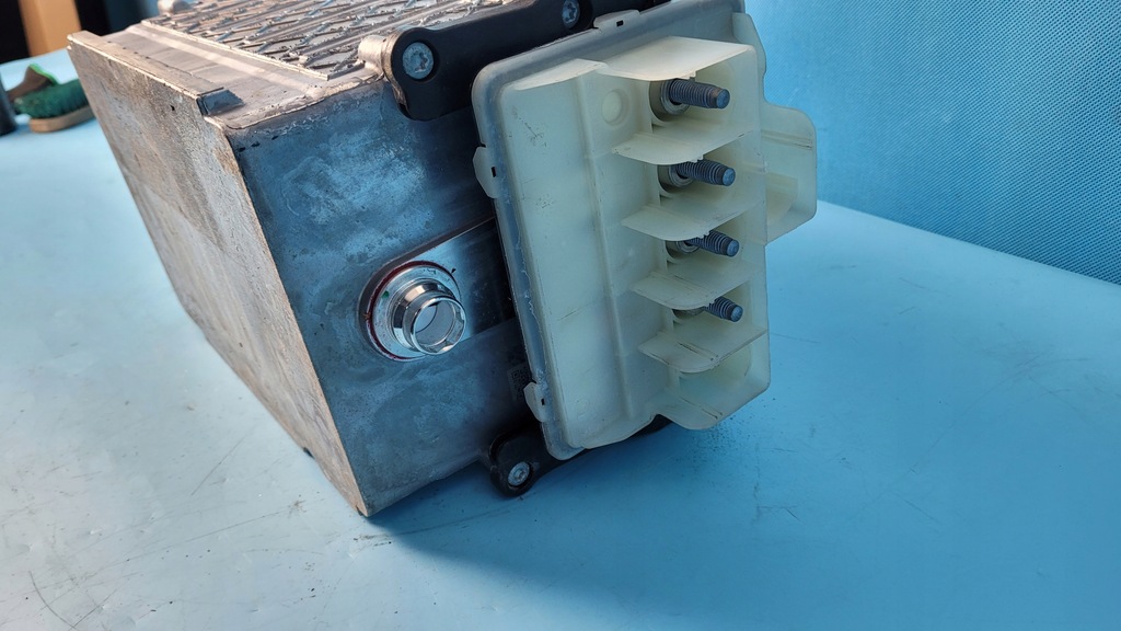 фото №14, Mercedes w206 c220 21r акумулятор пусковий a0009828317