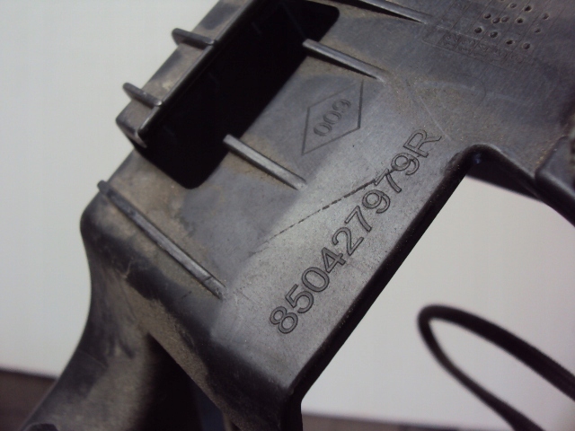 фото №4, Напрямна бампера задня renault clio iv lift 1.5 dci